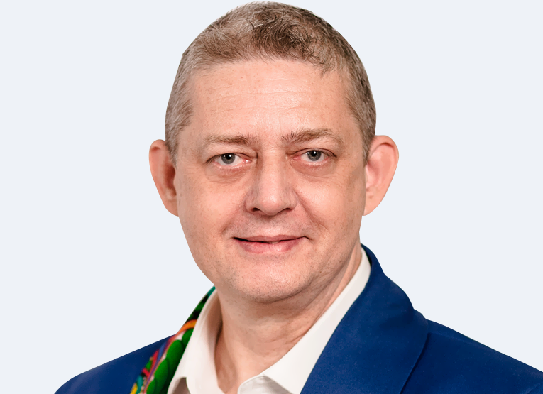 Gilles Weber,
                                Франция,
                                Кот-д'Ивоар,
                                Сенегал,
                                Бенин,
                                Того,
                                Камерун,
                                Хаити,
                                Мали
                             